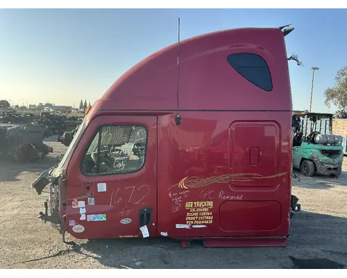 FREIGHTLINER Cascadia 125 Cab Assembly