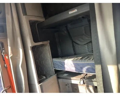 FREIGHTLINER Cascadia 125 Cab Assembly