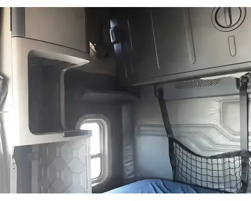 FREIGHTLINER Cascadia 125 Cab Assembly