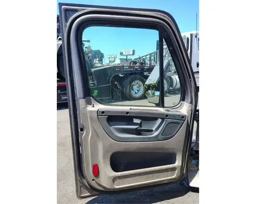 FREIGHTLINER Cascadia 125 Cab Assembly