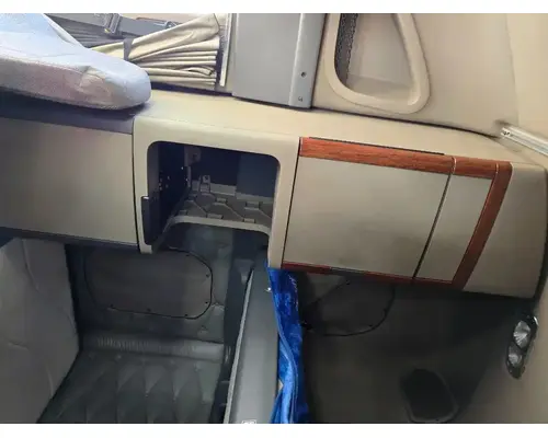 FREIGHTLINER Cascadia 125 Cab Assembly