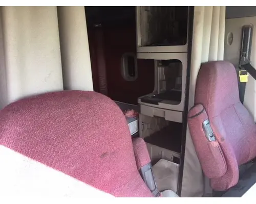 FREIGHTLINER Cascadia 125 Cab Assembly