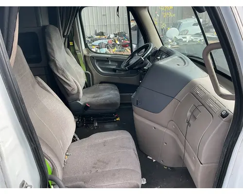 FREIGHTLINER Cascadia 125 Cab Assembly