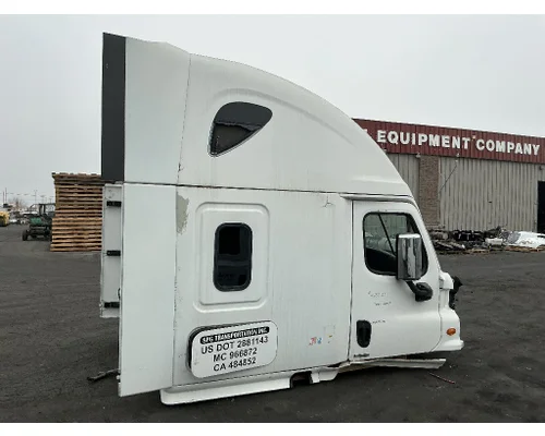 FREIGHTLINER Cascadia 125 Cab Assembly
