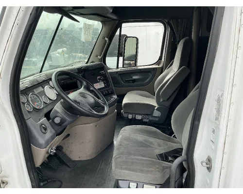 FREIGHTLINER Cascadia 125 Cab Assembly