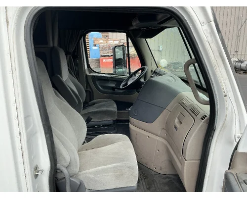 FREIGHTLINER Cascadia 125 Cab Assembly