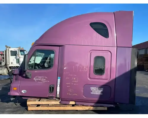 FREIGHTLINER Cascadia 125 Cab Assembly