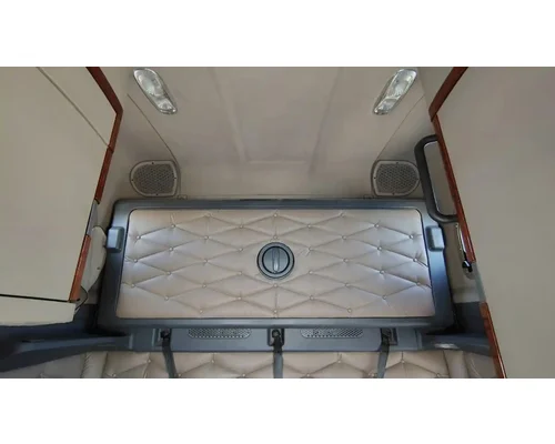 FREIGHTLINER Cascadia 125 Cab Assembly