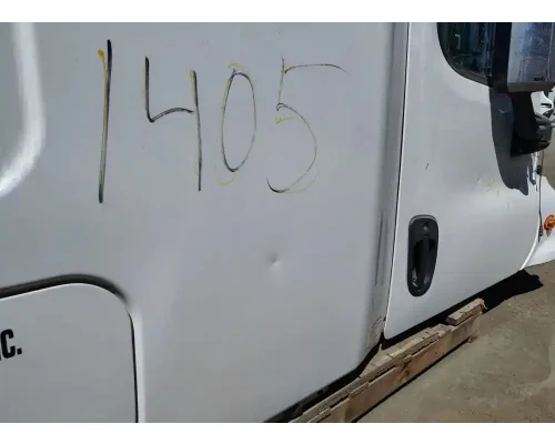 FREIGHTLINER Cascadia 125 Cab Assembly