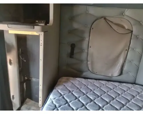 FREIGHTLINER Cascadia 125 Cab Assembly