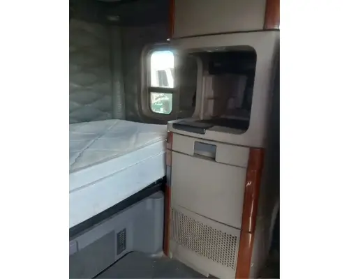 FREIGHTLINER Cascadia 125 Cab Assembly