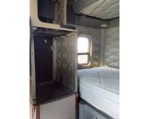 FREIGHTLINER Cascadia 125 Cab Assembly