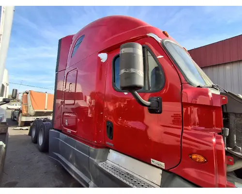 FREIGHTLINER Cascadia 125 CabSleeper Fairing