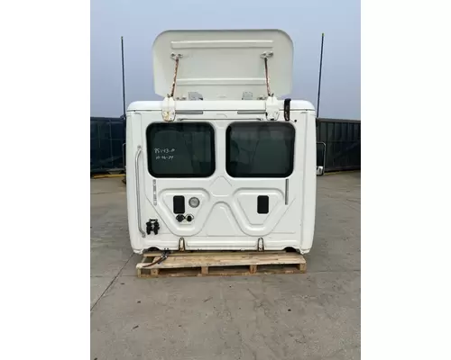 FREIGHTLINER Cascadia 125 Cab