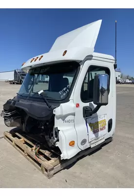 FREIGHTLINER Cascadia 125 Cab