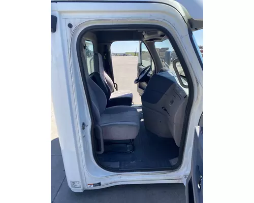 FREIGHTLINER Cascadia 125 Cab