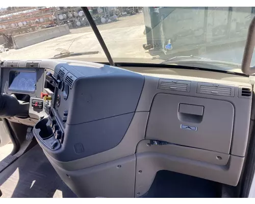 FREIGHTLINER Cascadia 125 Cab