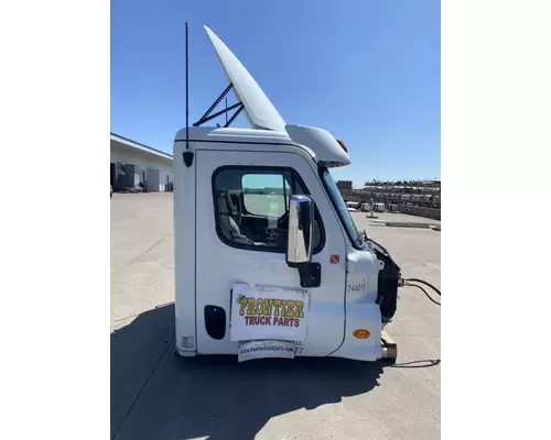 FREIGHTLINER Cascadia 125 Cab