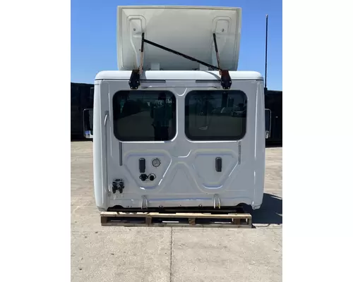 FREIGHTLINER Cascadia 125 Cab