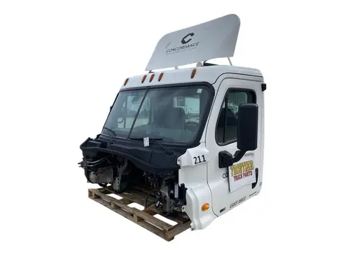 FREIGHTLINER Cascadia 125 Cab