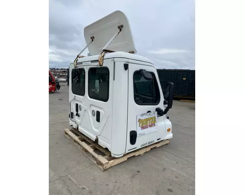 FREIGHTLINER Cascadia 125 Cab