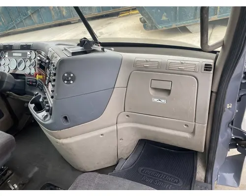 FREIGHTLINER Cascadia 125 Cab