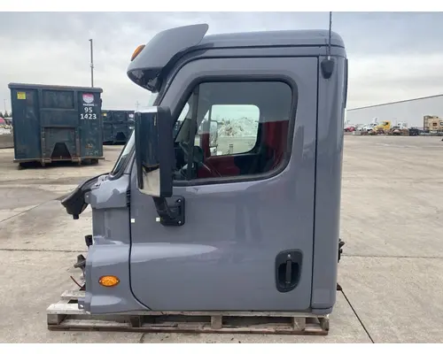 FREIGHTLINER Cascadia 125 Cab