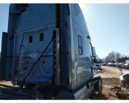 FREIGHTLINER Cascadia 125 Cab