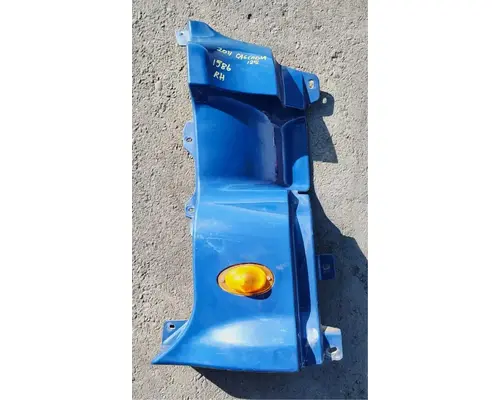 FREIGHTLINER Cascadia 125 Cowl