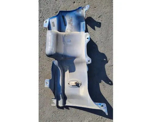 FREIGHTLINER Cascadia 125 Cowl