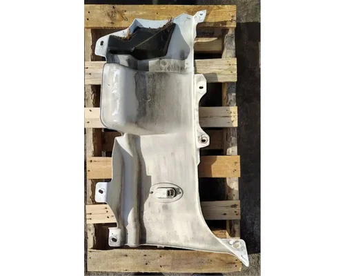 FREIGHTLINER Cascadia 125 Cowl