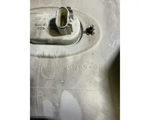 FREIGHTLINER Cascadia 125 Cowl