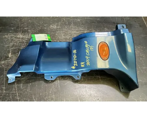 FREIGHTLINER Cascadia 125 Cowl