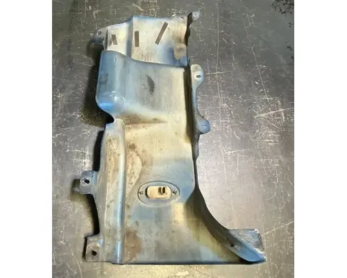 FREIGHTLINER Cascadia 125 Cowl