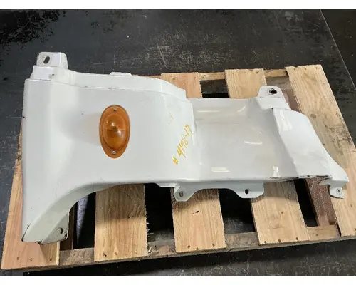 FREIGHTLINER Cascadia 125 Cowl