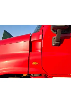 FREIGHTLINER Cascadia 125 Cowl