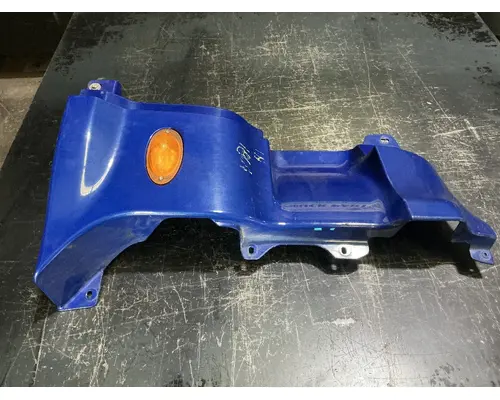 FREIGHTLINER Cascadia 125 Cowl