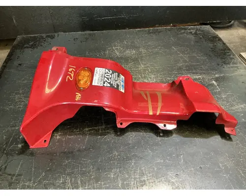 FREIGHTLINER Cascadia 125 Cowl