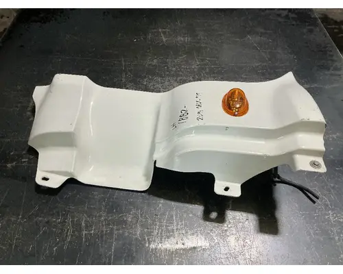 FREIGHTLINER Cascadia 125 Cowl