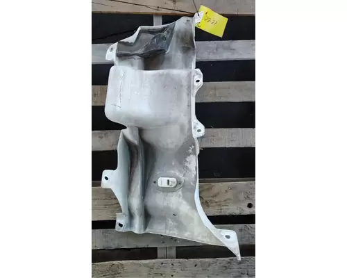 FREIGHTLINER Cascadia 125 Cowl