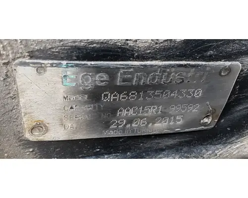 FREIGHTLINER Cascadia 125 Cutoff Tandem Axle