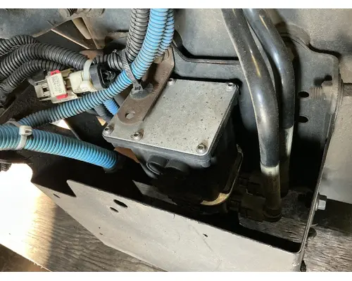 FREIGHTLINER Cascadia 125 DEF Pump