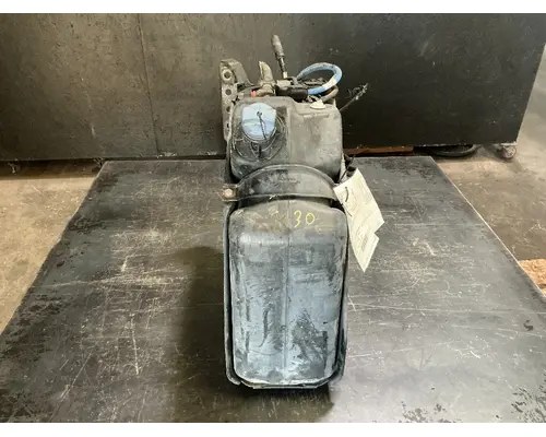 FREIGHTLINER Cascadia 125 DEF Pump