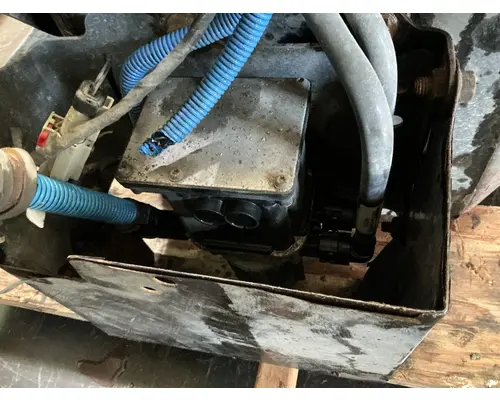 FREIGHTLINER Cascadia 125 DEF Pump