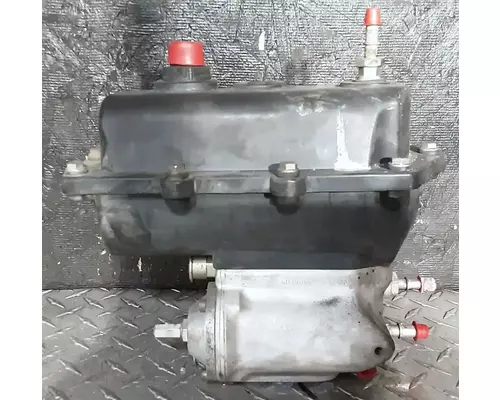 FREIGHTLINER Cascadia 125 DEF Pump