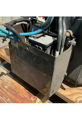 FREIGHTLINER Cascadia 125 DEF Pump