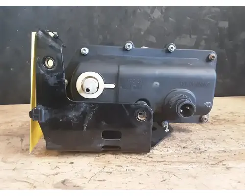 FREIGHTLINER Cascadia 125 DEF Pump