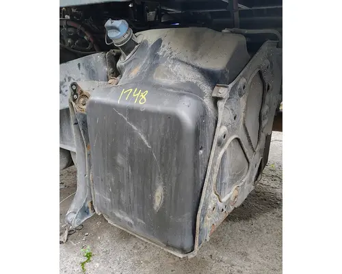 FREIGHTLINER Cascadia 125 DEF Tank