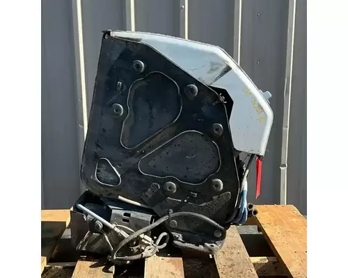 FREIGHTLINER Cascadia 125 DEF Tank