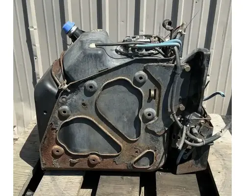 FREIGHTLINER Cascadia 125 DEF Tank